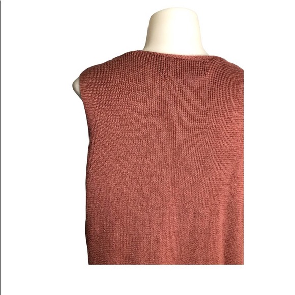 Adrienne Vittadini | Knit Linen Sleeveless Burgundy Button Down Tunic top - Picture 7 of 10